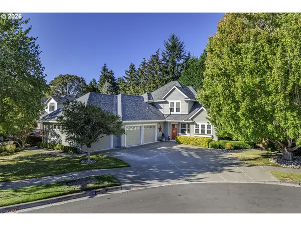 2911 NE Charlois Ct, Hillsboro, OR 97124