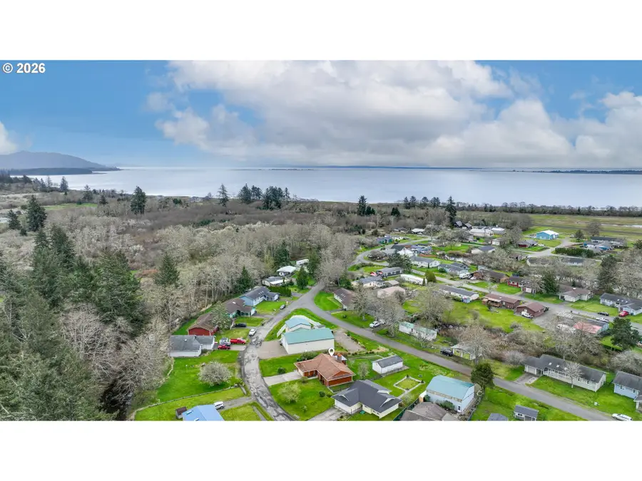 7125 Scarboro Ln N, Ilwaco, WA 98624 - #3