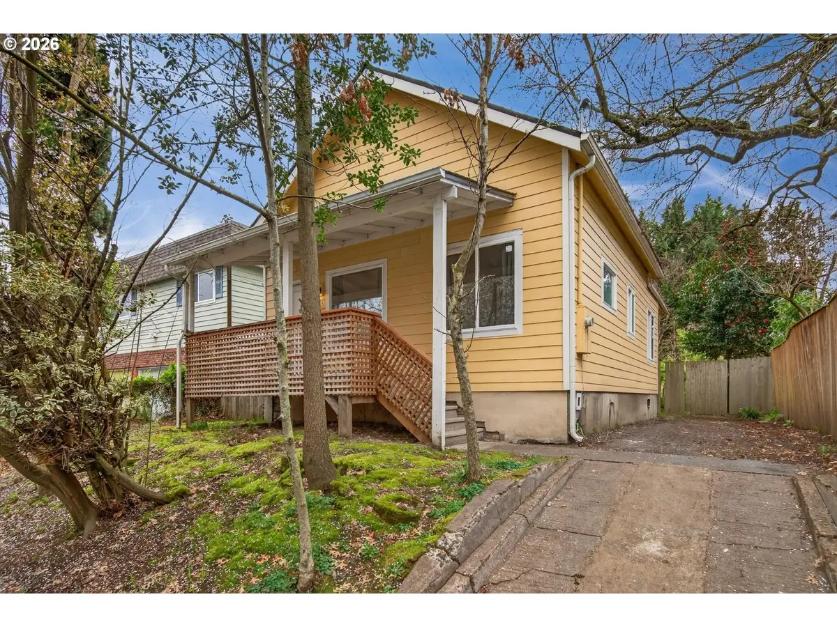 1521 SE Ash St, Portland, OR 97214 - #1