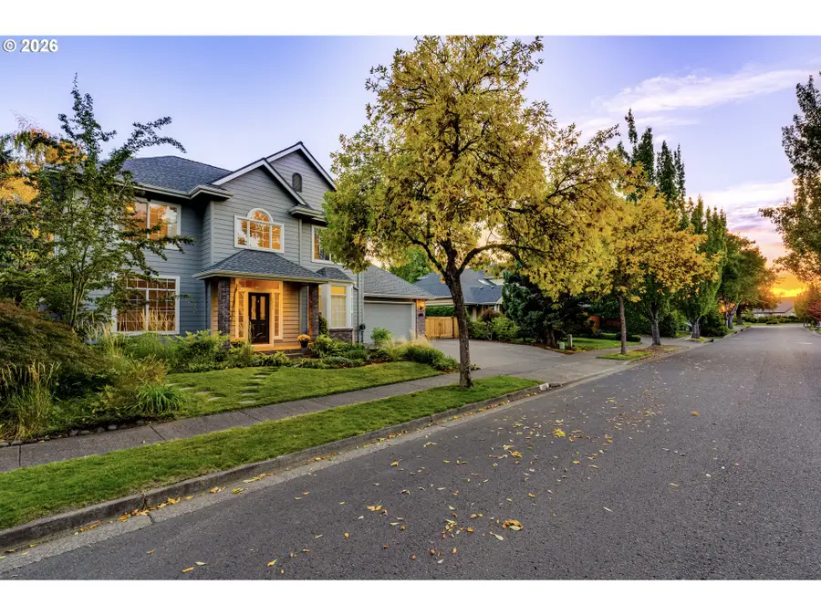 2860 Barbados Dr, Eugene, OR 97408 - #2