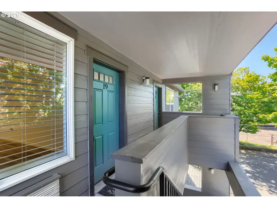 10345 NE Clackamas St #19, Portland, OR 97220 - #2