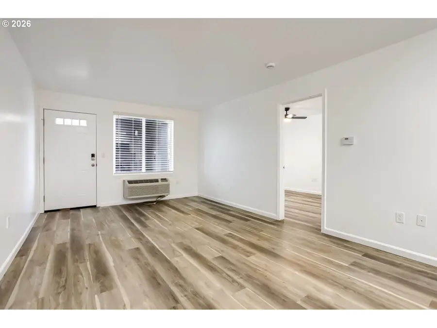 10345 NE Clackamas St #19, Portland, OR 97220 - #3