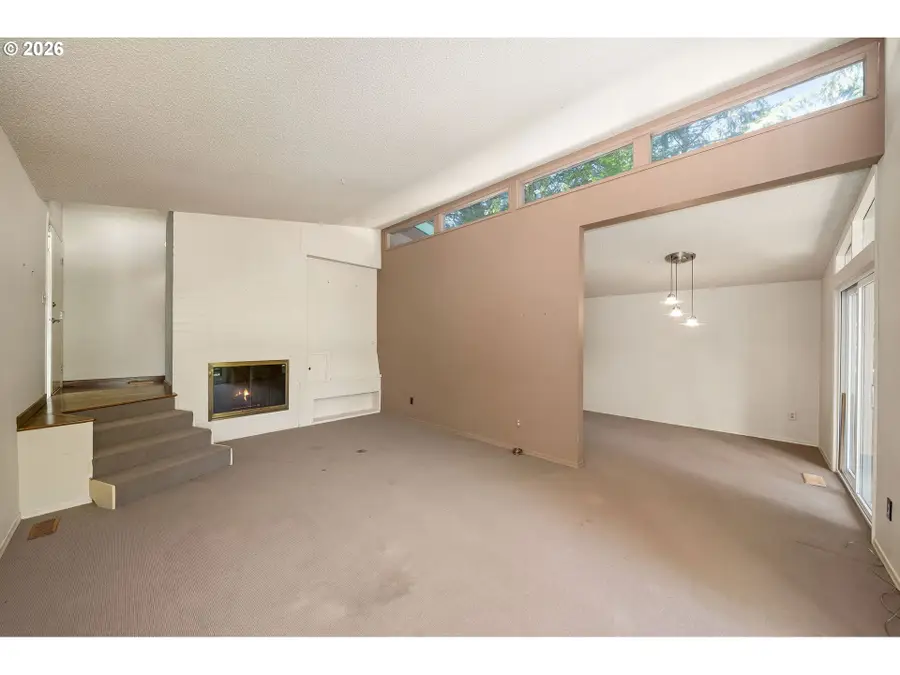 7190 SW Raleighwood Ln, Portland, OR 97225 - #3