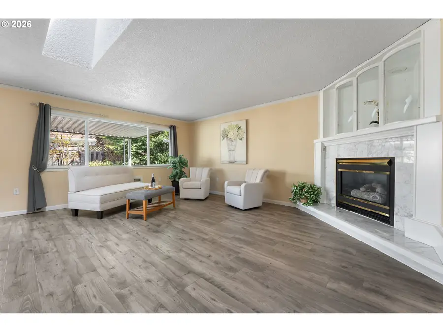 12430 SW King George Dr, King City, OR 97224 - #3