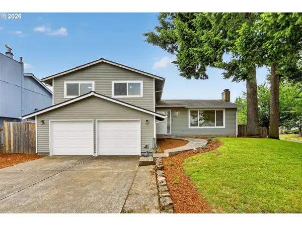 1207 SE 217th Ave, Gresham, OR 97030