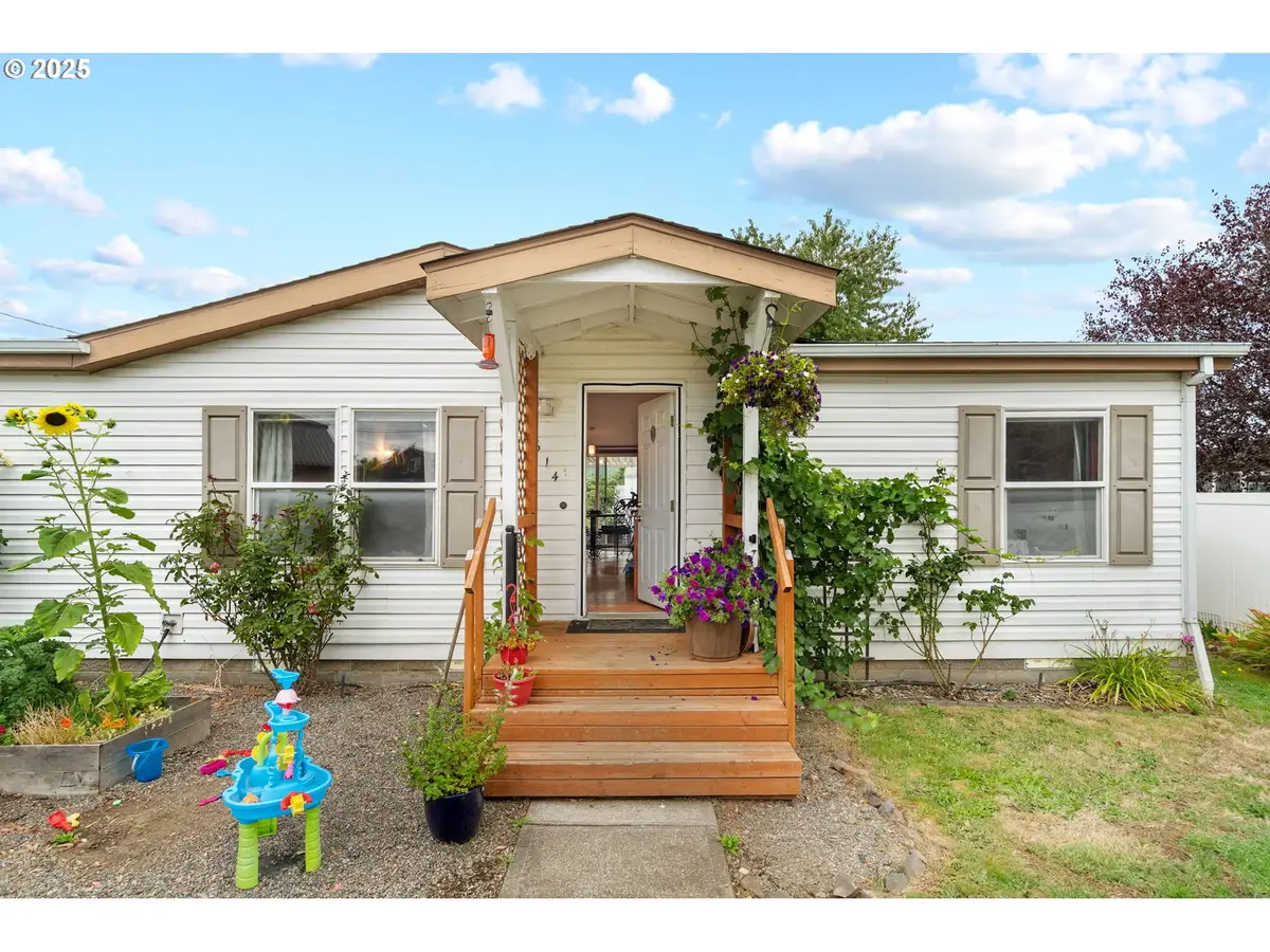 614 S 10th St, Saint Helens, OR 97051 - #1