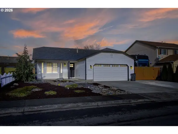 15516 NE 83rd St, Vancouver, WA 98682