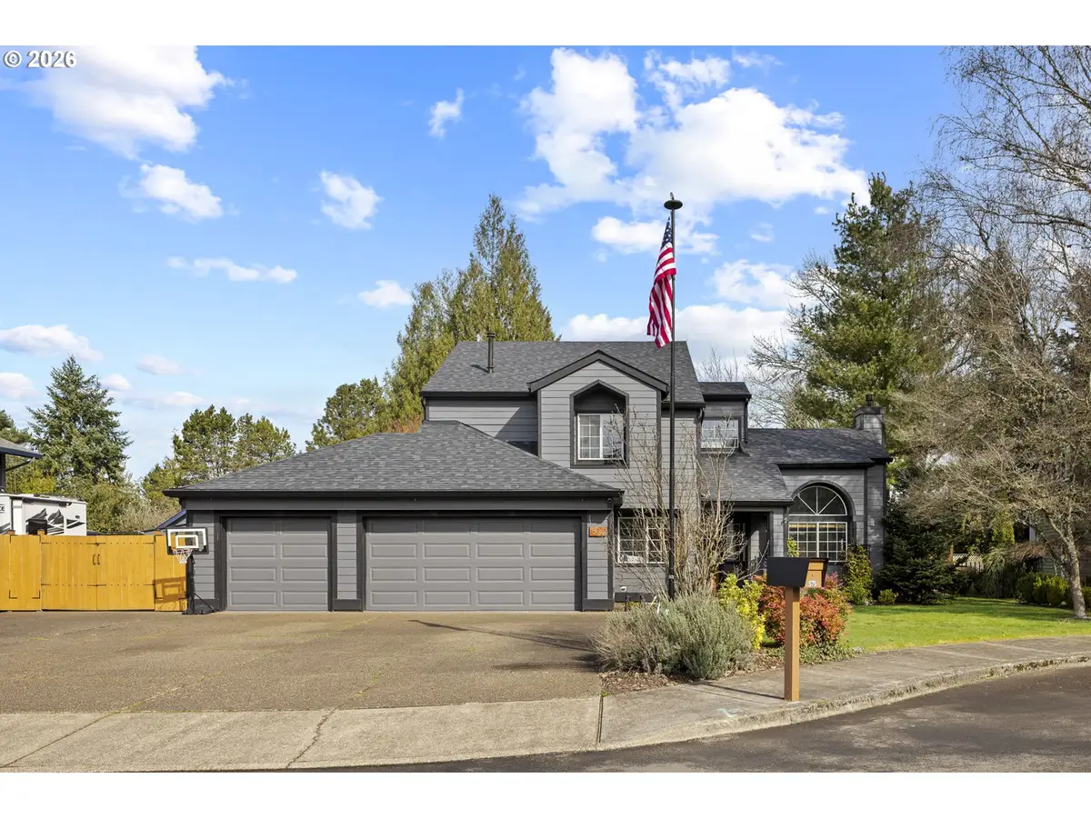 575 NW Queens Ct, Hillsboro, OR 97124 - #1