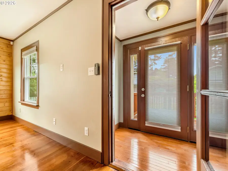 4116 L Pl, Seaview, WA 98644 - #3