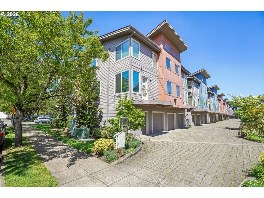 8555 N Kellogg St #1-2, Portland, OR 97203 - #2