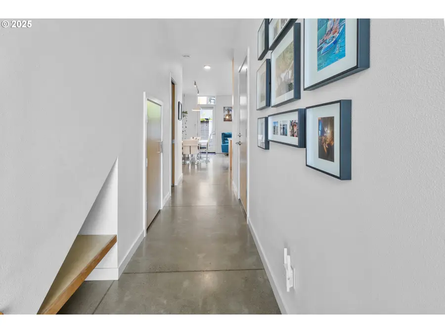 2747 Friendly Aly, Eugene, OR 97405 - Image #3