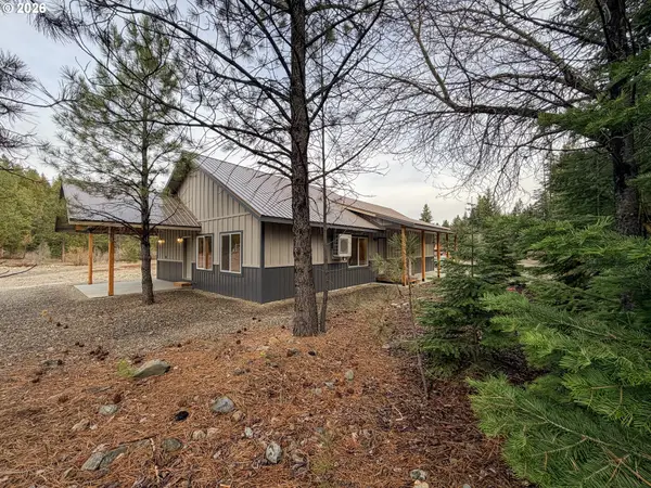 655 Ajax St, Sumpter, OR 97877