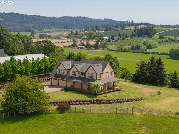 11825 NE Finn Hill Loop, Carlton, OR 97111