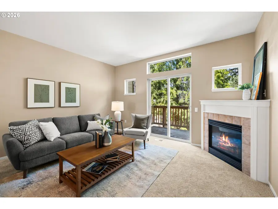 621 SW Dillan Dr, Beaverton, OR 97006 - #2