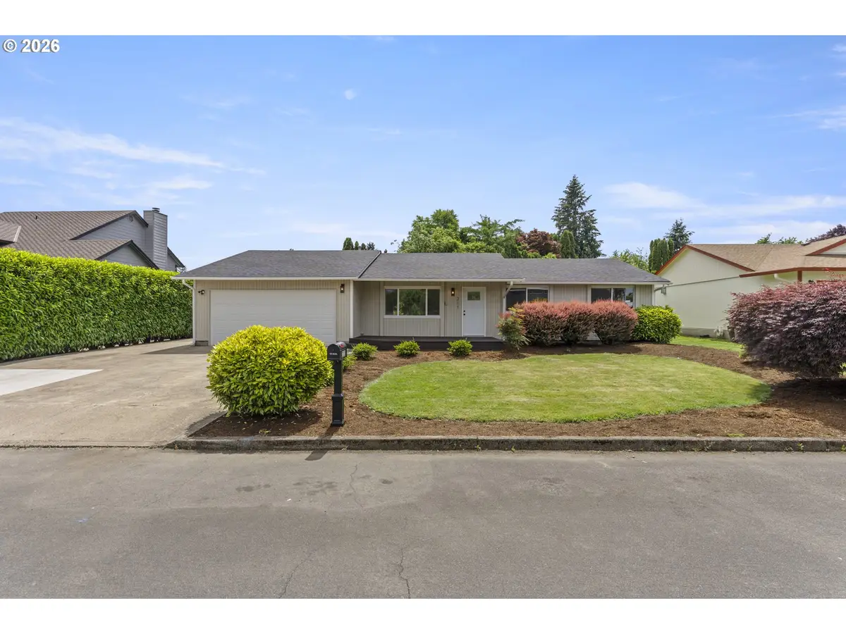 211 NW 103rd St, Vancouver, WA 98685 - #1