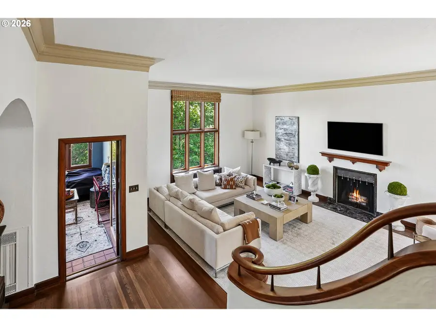 2643 SW Buena Vista Dr, Portland, OR 97201 - #3