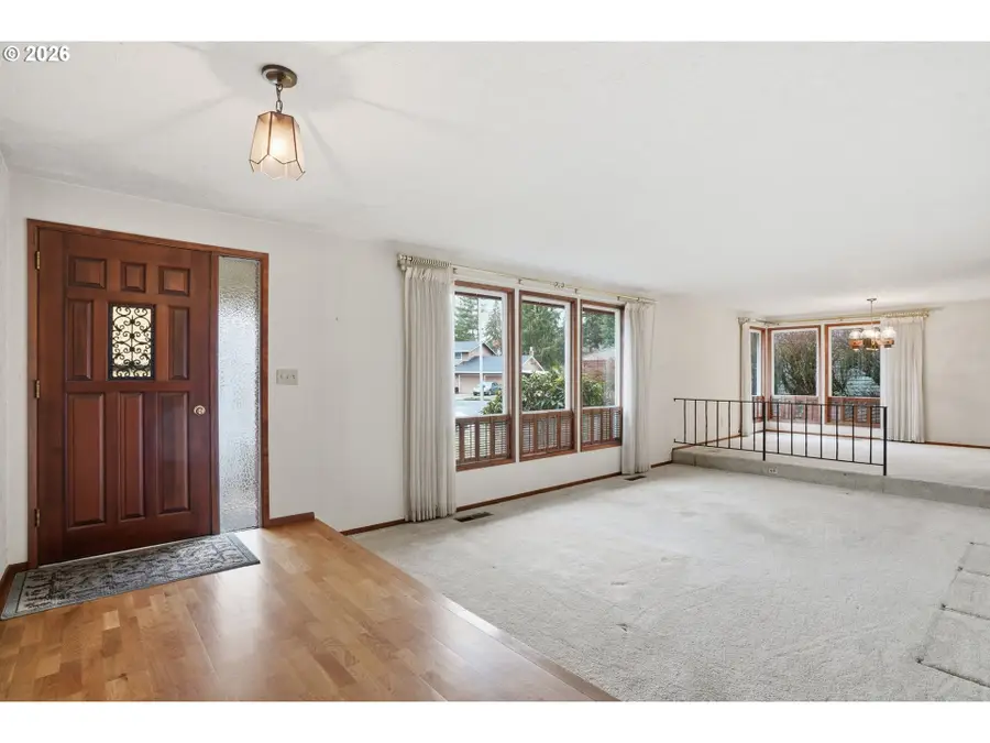 17300 Timothy Way, Gladstone, OR 97027 - #3