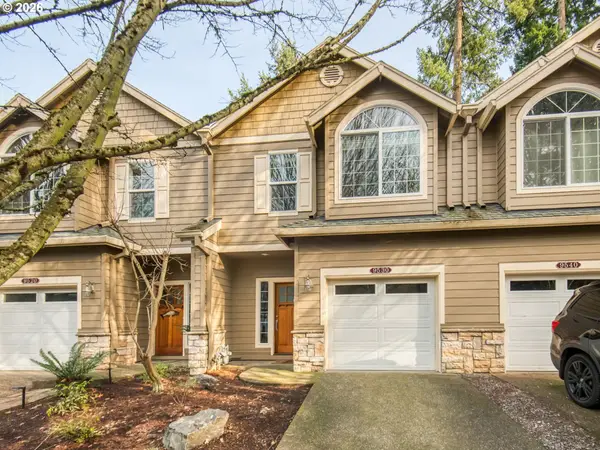 9530 SW Lodestone Dr, Beaverton, OR 97007