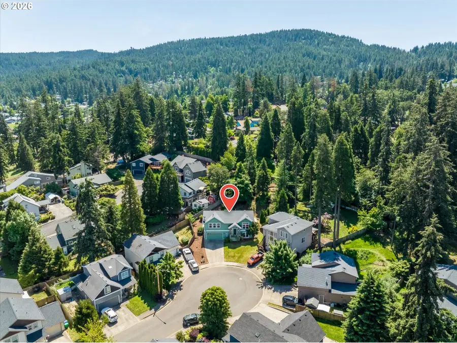 277 S 67th Ct, Springfield, OR 97478 - #3