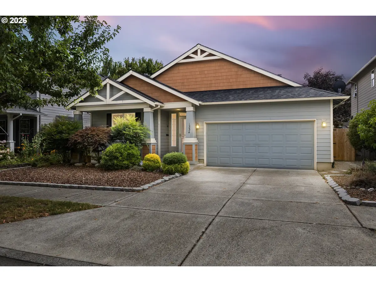 1334 34th Pl, Forest Grove, OR 97116 - #1