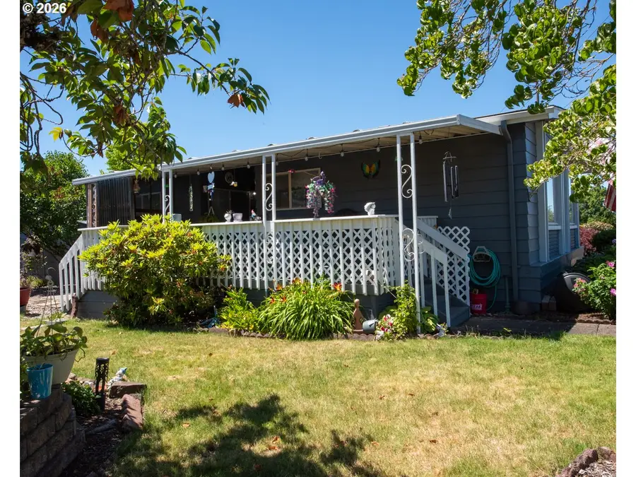 1199 N Terry St, Eugene, OR 97402 - #3