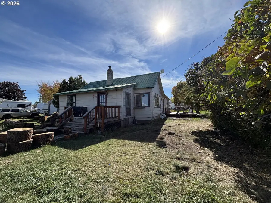 400 E 5th St, Joseph, OR 97846 - #3