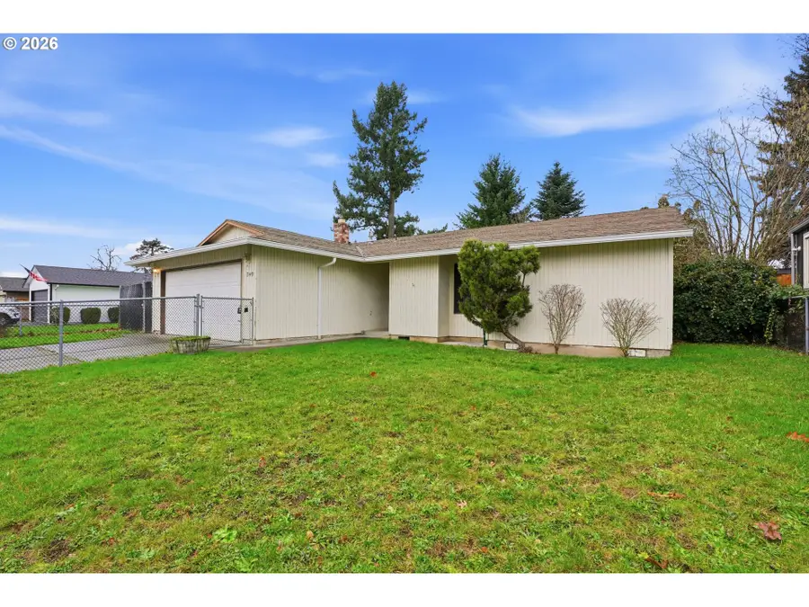 349 NE 18th St, Gresham, OR 97030 - Image #2