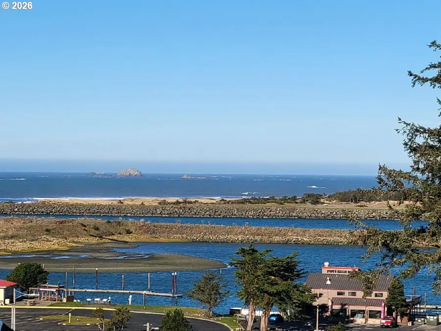 94293 June St, Gold Beach, OR 97444 - #3