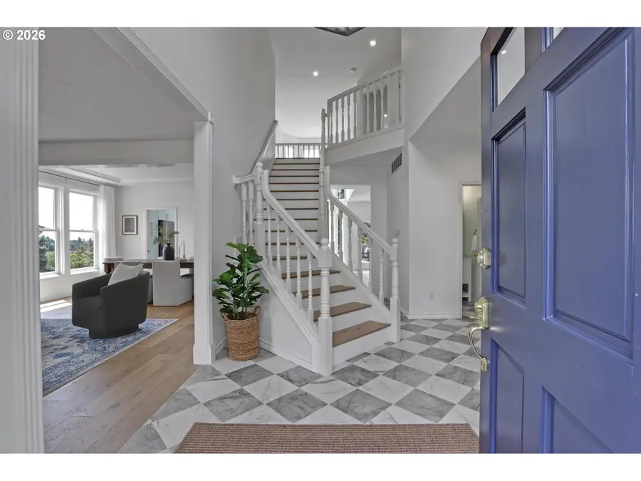 9428 NW Hopedale Ct, Portland, OR 97229 - #3