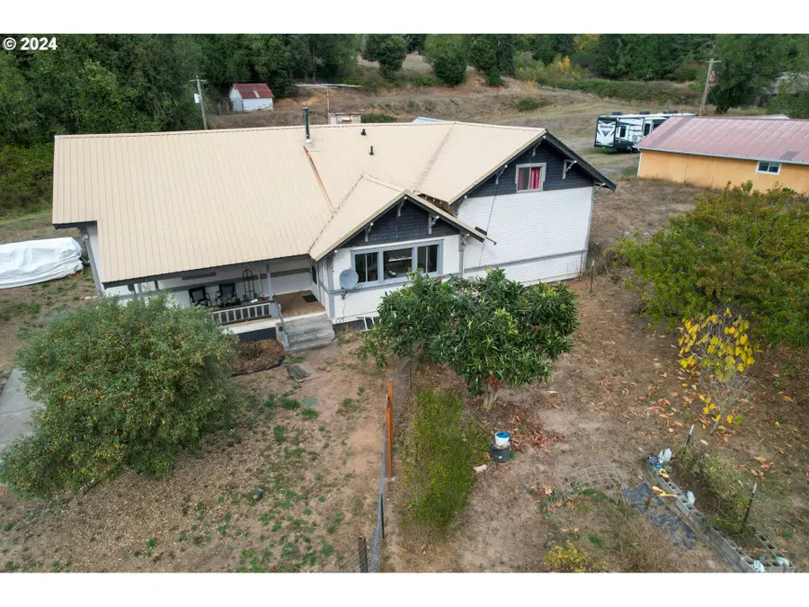 46393 Highway 242, Myrtle Point, OR 97458 - Image #3