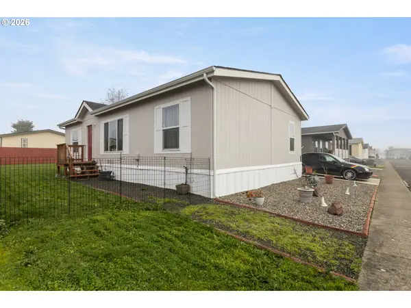 434 NW Broc Dr, Winston, OR 97496