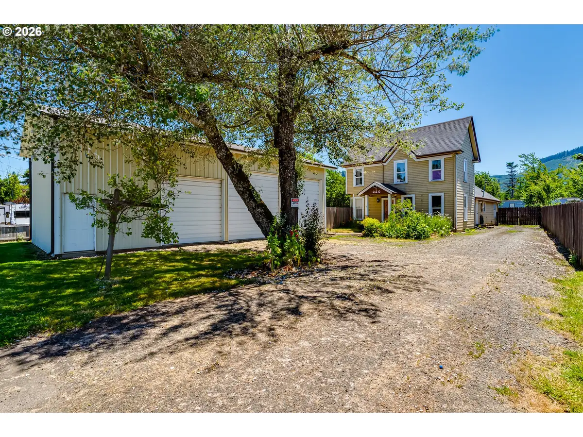 220 E Main St, Lowell, OR 97452 - #1