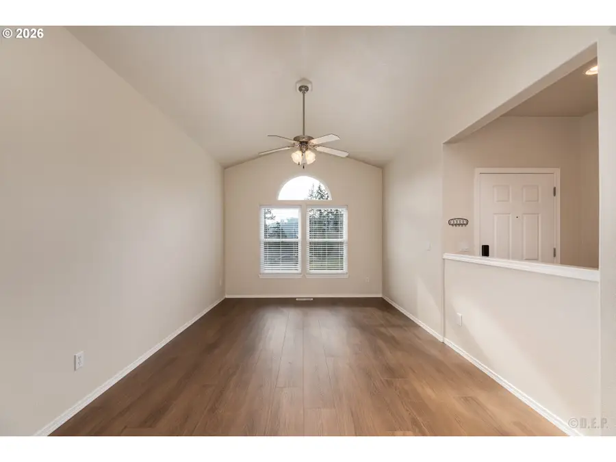 926 NE Sunset Ct, Clatskanie, OR 97016 - #3