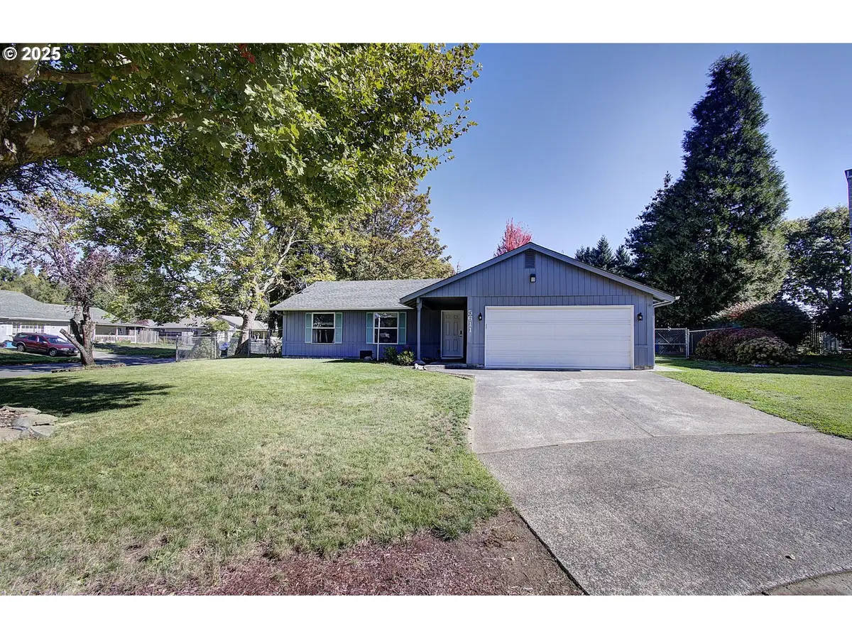 5611 NE 38th St, Vancouver, WA 98661 - #1