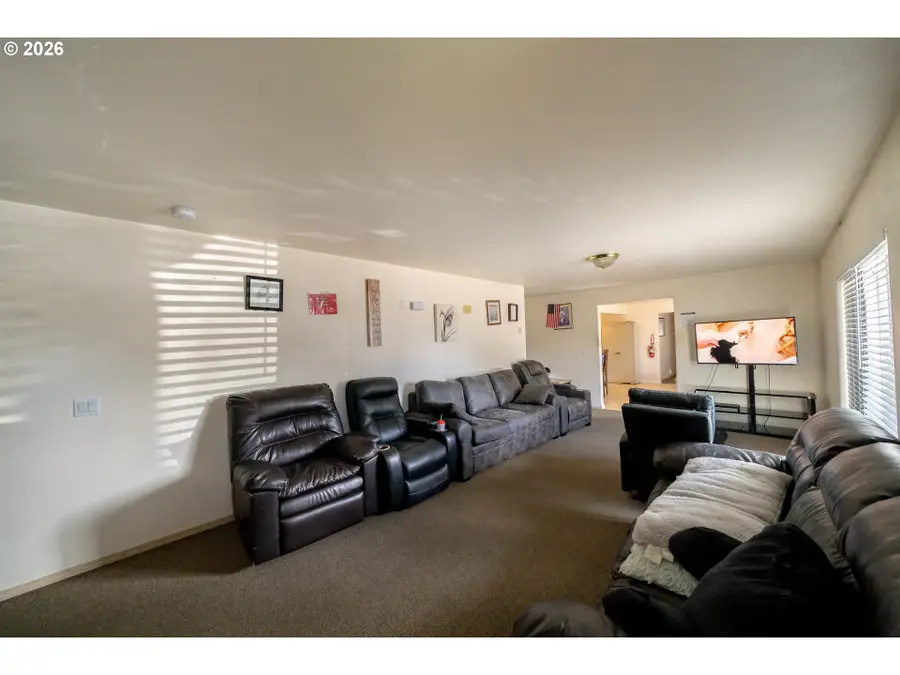1400 Clay St Ne, Salem, OR 97301 - #2