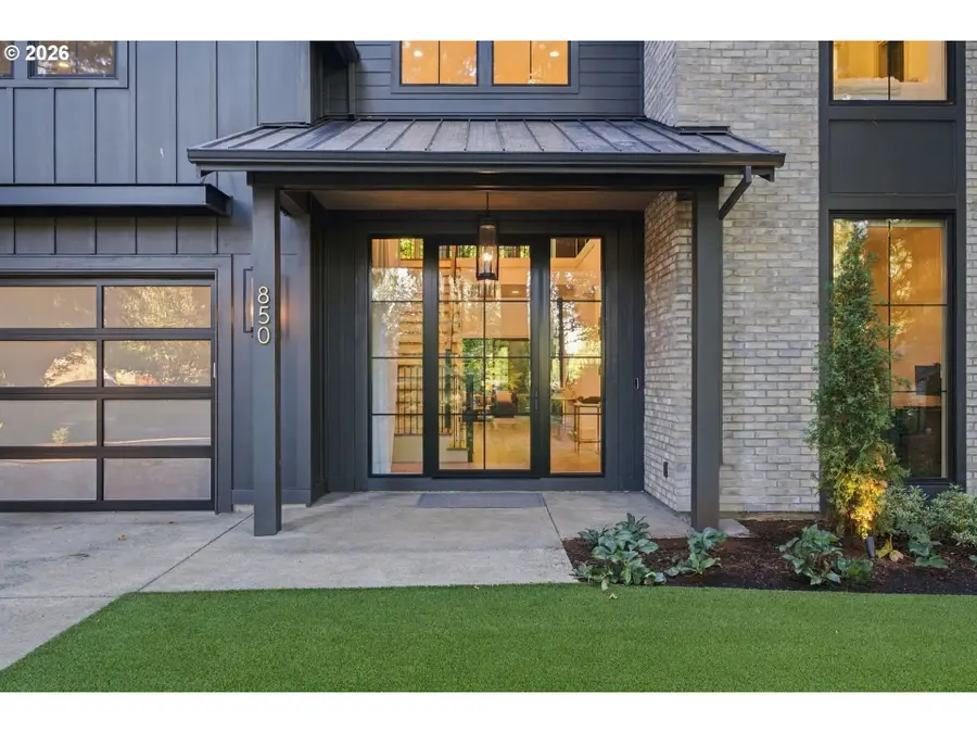 850 York Rd, Lake Oswego, OR 97034 - #2