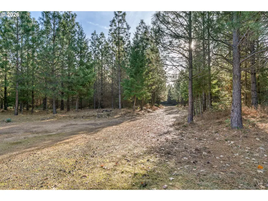 32916 Highway 62, Trail, OR 97541 - #2
