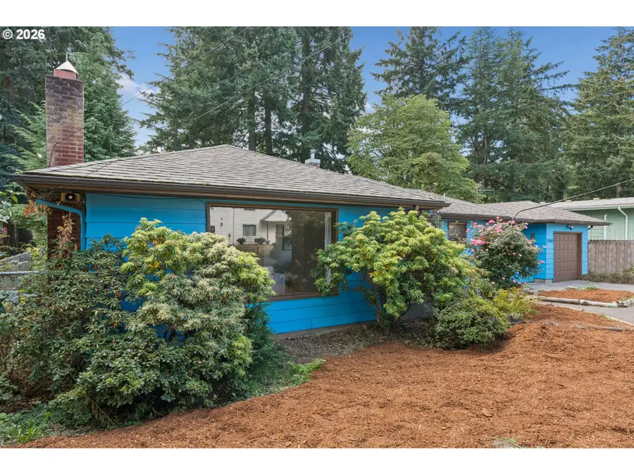 12504 SE Madison St, Portland, OR 97233 - #2