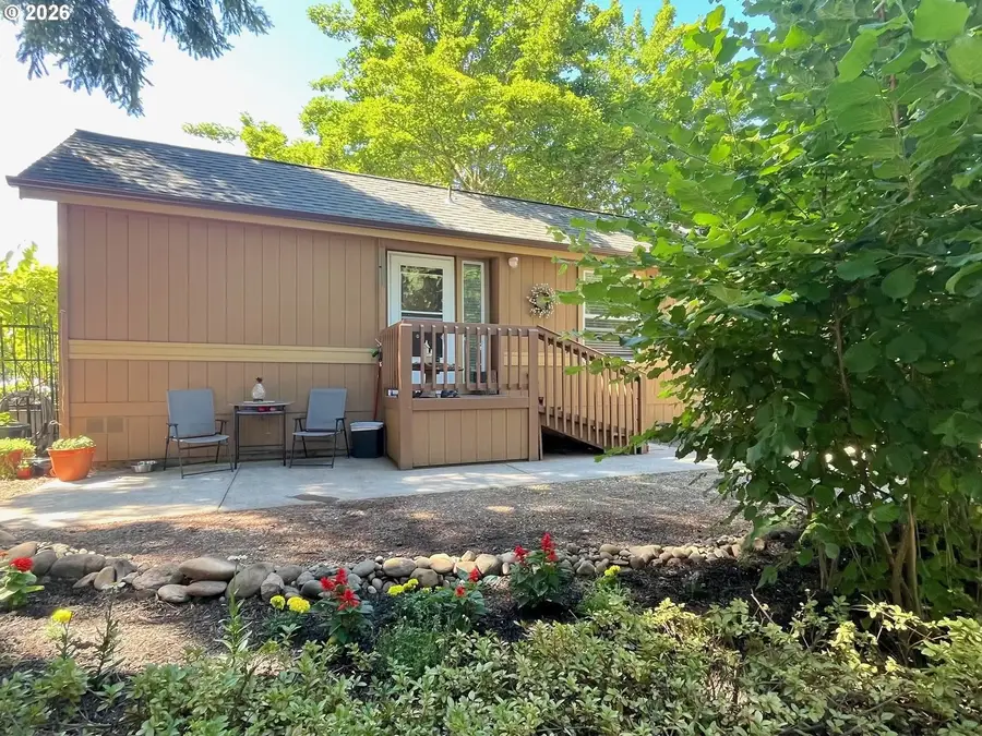 44221 Mckenzie Hwy, Walterville, OR 97489 - #3