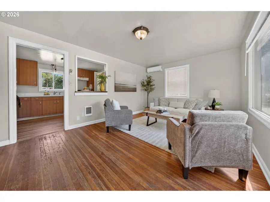 3041 Elmira Rd, Eugene, OR 97402 - #3