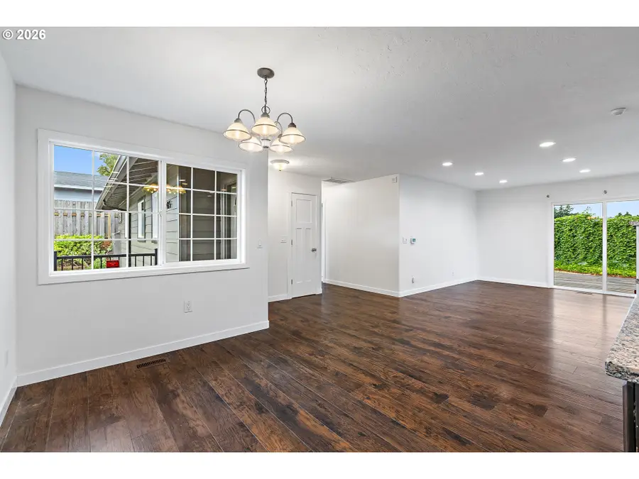 485 SE Centurion Ave, Gresham, OR 97030 - #2