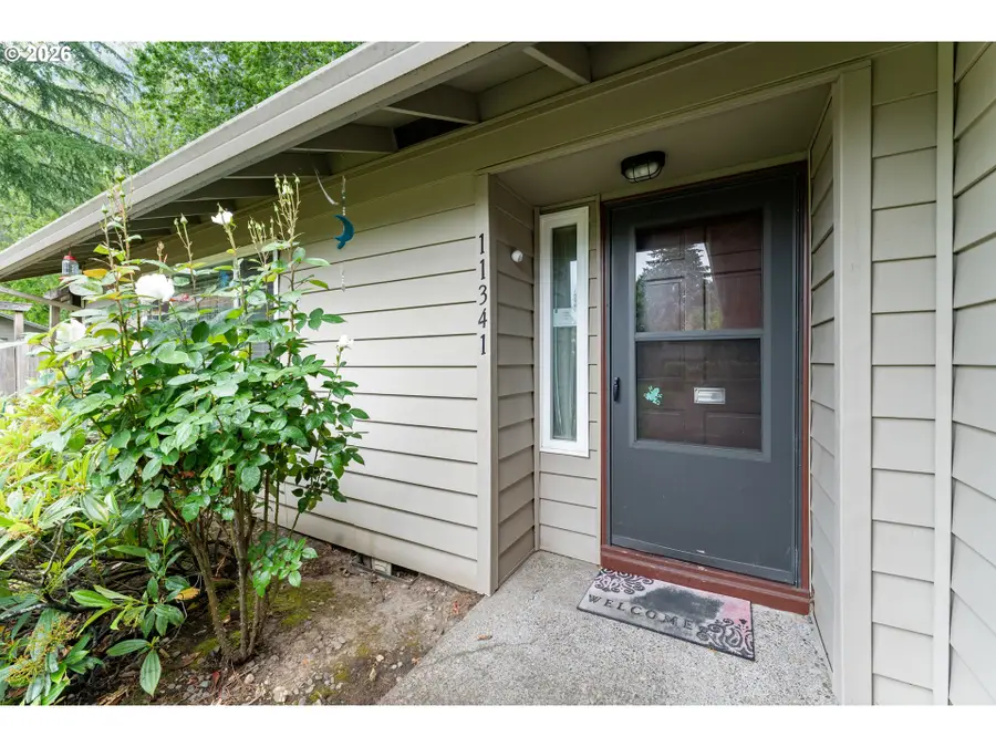 11341 SW Springwood Dr, Portland, OR 97223 - #3