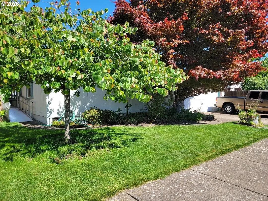 1301 Bramblewood Ln, Eugene, OR 97404 - #1