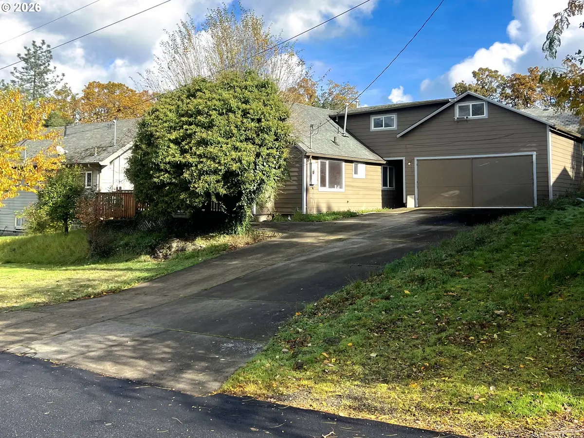 425 S 3rd St, Springfield, OR 97477 - Image #1