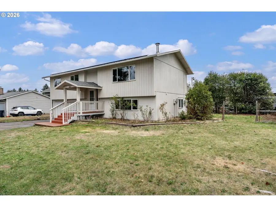 13017 Setera Cir, Oregon City, OR 97045 - #3