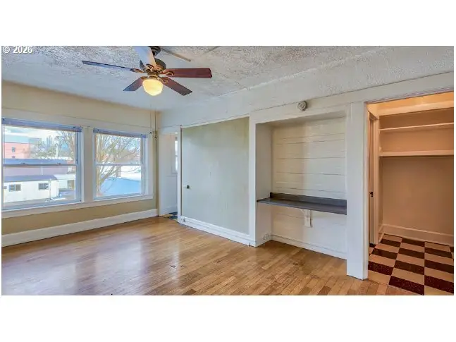 612 E Burnside St, Portland, OR 97214 - #3