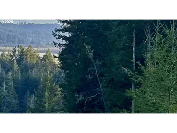 0 E Bay Rd, CoosBay, OR 97420