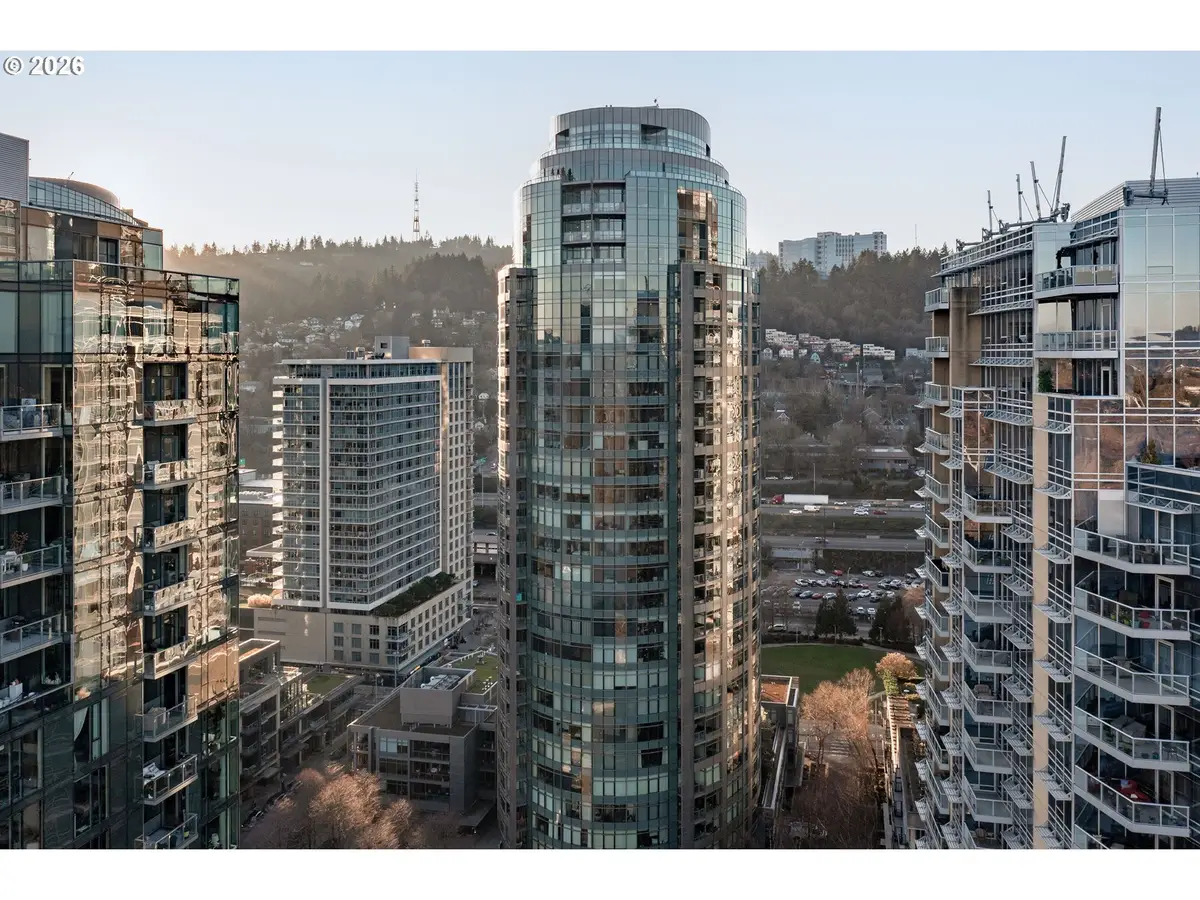 3601 S River Pkwy, Portland, OR 97239 - Image #1