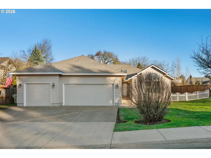 1492 SE 49th Ct, Hillsboro, OR 97123 - #2