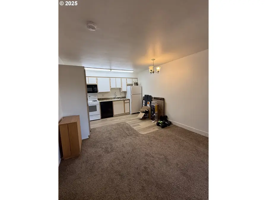 10345 NE Clackamas St #22, Portland, OR 97220 - Image #2